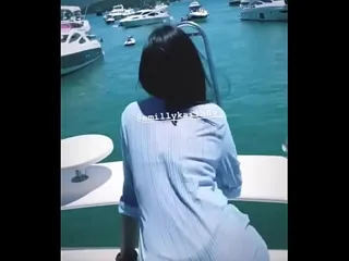 Thumbnail: Gabi Martins sensual dançando de calcinha em vídeo